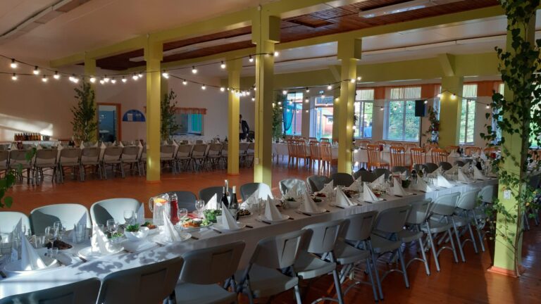 https://metsarestoran.ee/catering/